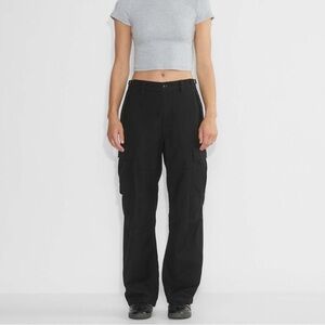 SOLD — Aritzia TNA Supply Cargo Pants